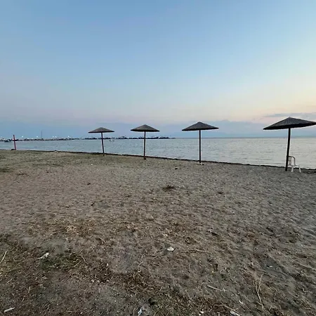 Sofita Garden Apartment