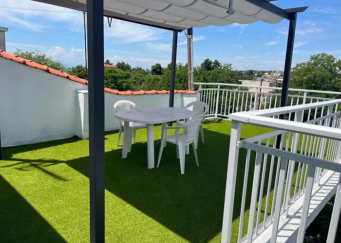 Sofita Garden 公寓